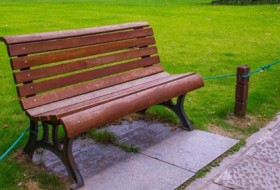 四川户外公园椅材质方面必须保障的几点